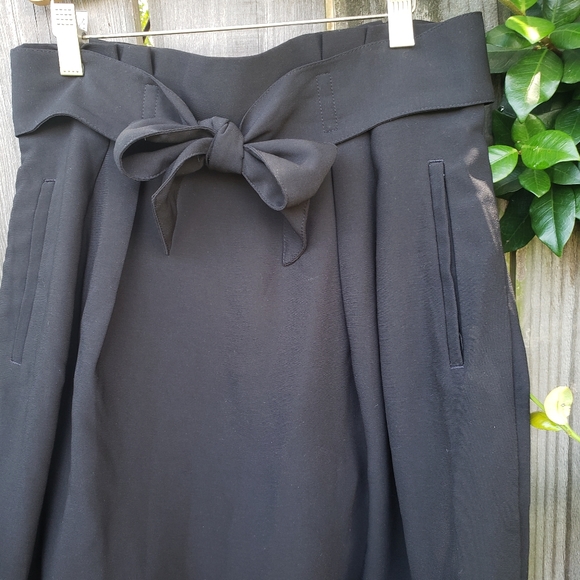 H&M black skirt with bow and pockets - Picture 7 of 8